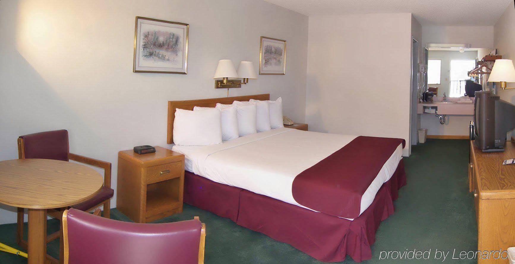Americas Best Value Inn Saint Ignace Eksteriør bilde