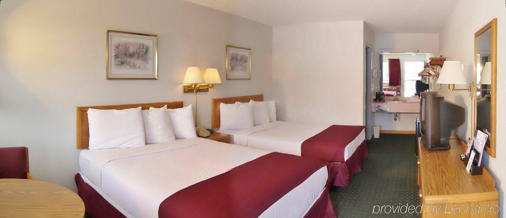 Americas Best Value Inn Saint Ignace Eksteriør bilde